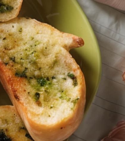 Gordon Ramsay Garlic Bread