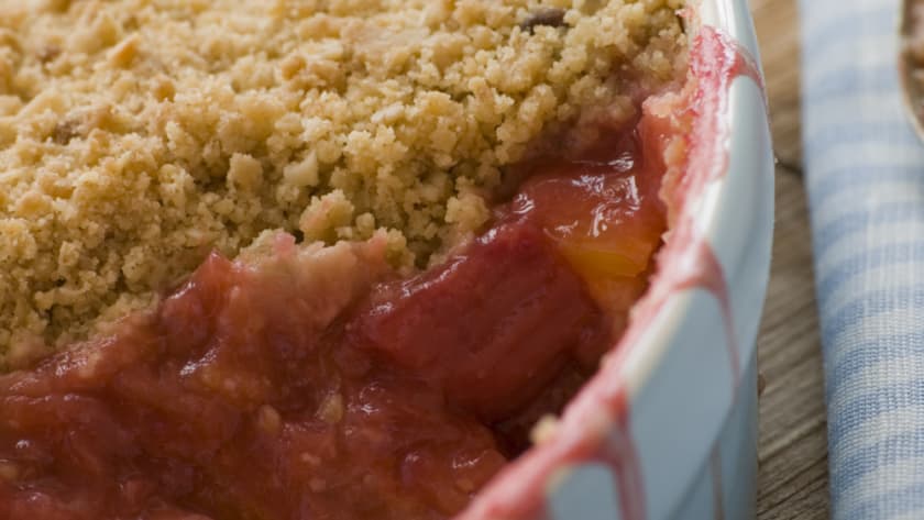 Gordon Ramsay Rhubarb Crumble