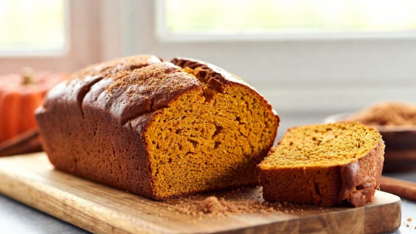 Healthy Pumpkin-Banana Applesauce Bread